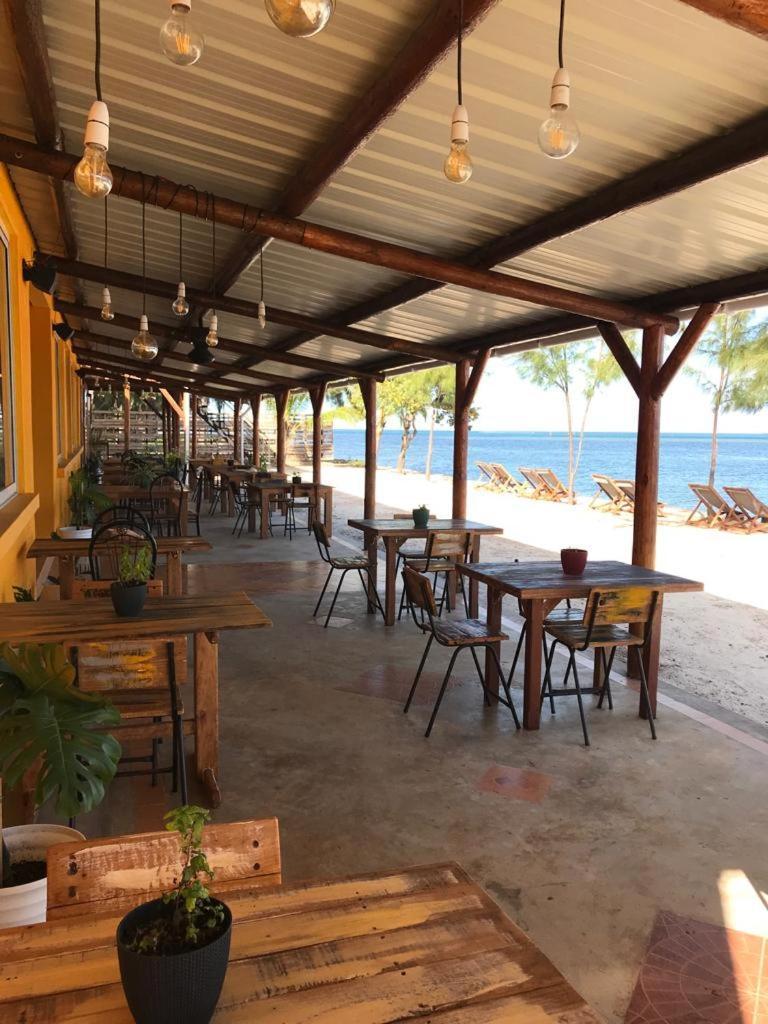 Bon Vivant Front De Mer - Ile Rodrigues Port Mathurin Extérieur photo