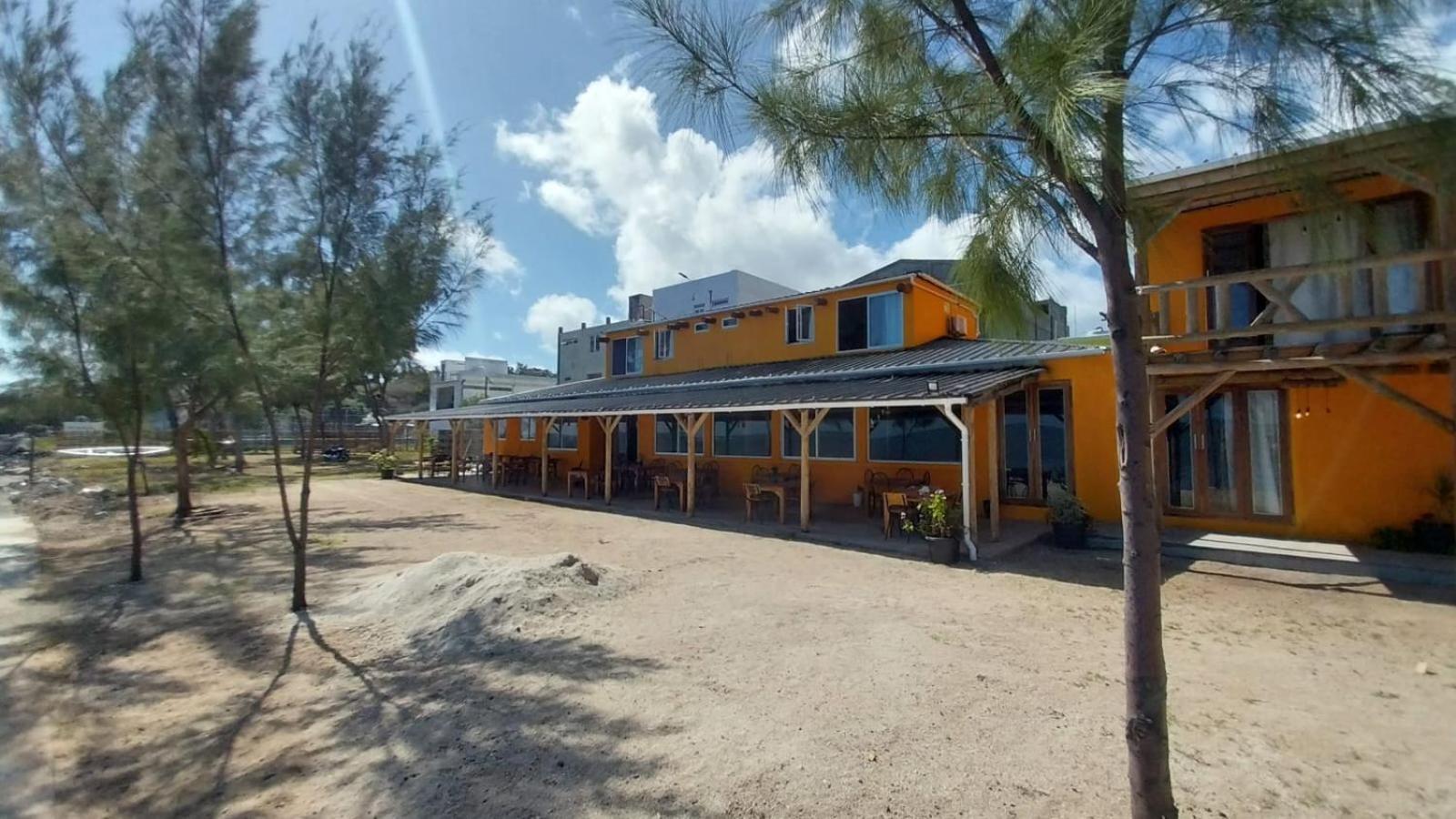 Bon Vivant Front De Mer - Ile Rodrigues Port Mathurin Extérieur photo